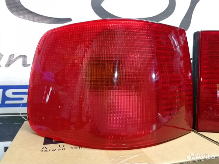 Красные фонари Ауди 100 С4 А6С4 седан