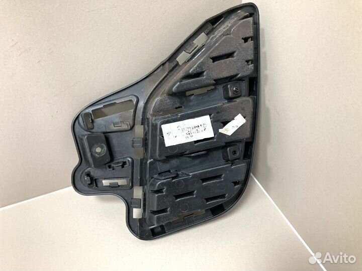 Накладка правая заднего бампера Kia Rio X-Line