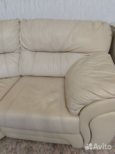 Продам угловой диван