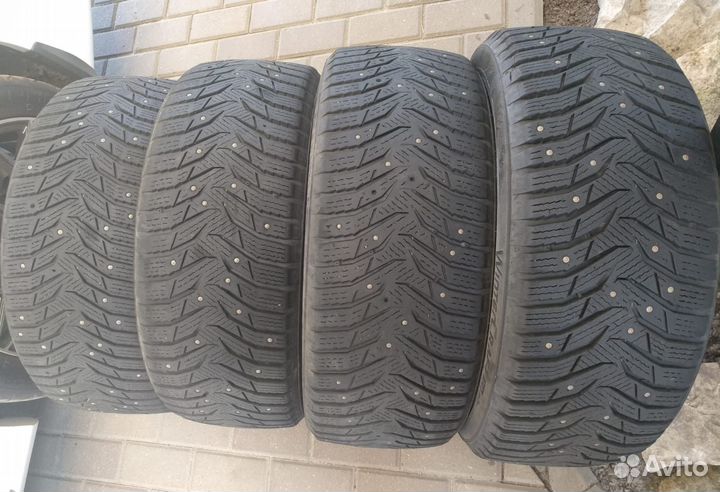 Kumho WinterCraft Ice WI31 215/50 R17 95T