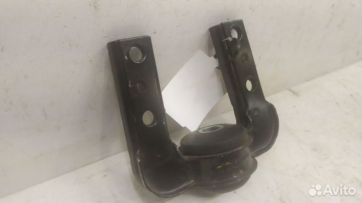 Кронштейн Лада Гранта 2011