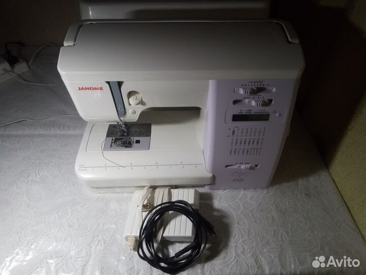 Швейная машина janome 6125