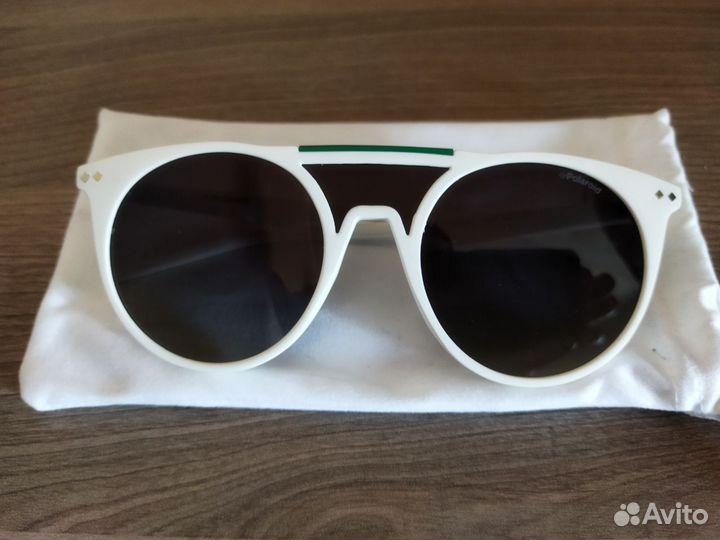 Солнцезащитные очки разные