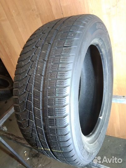 Hankook Winter I'Cept Evo2 W320 235/55 R17 99H