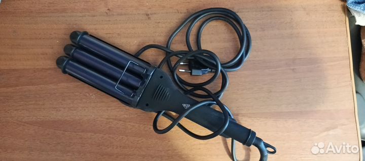 Тройная плойка для волос