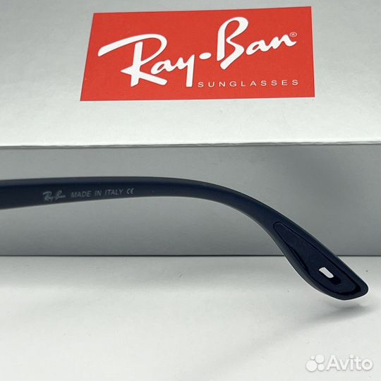 Солнцезащитные очки ray ban