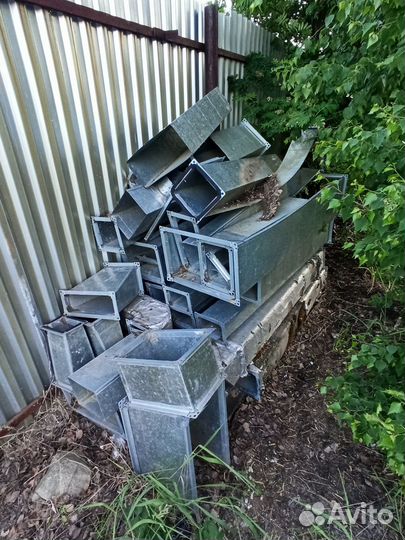 Вытяжка вентиляционная