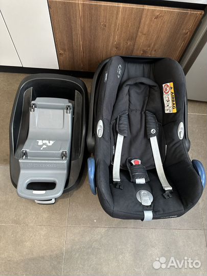 Детское автолюлька maxi cosi cabrio fix