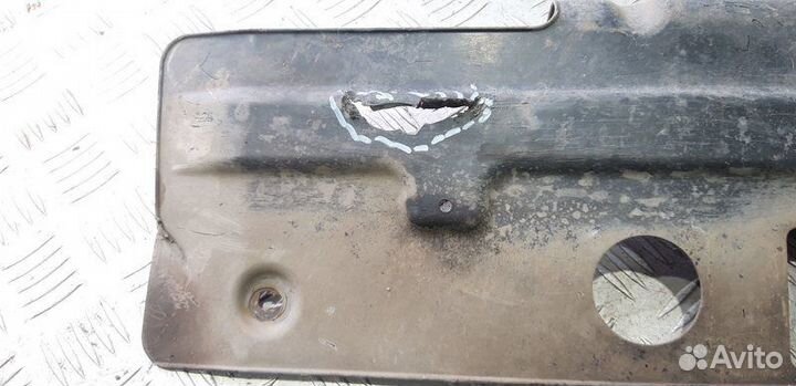 Пыльник двигателя боковой правый Chevrolet Cruze