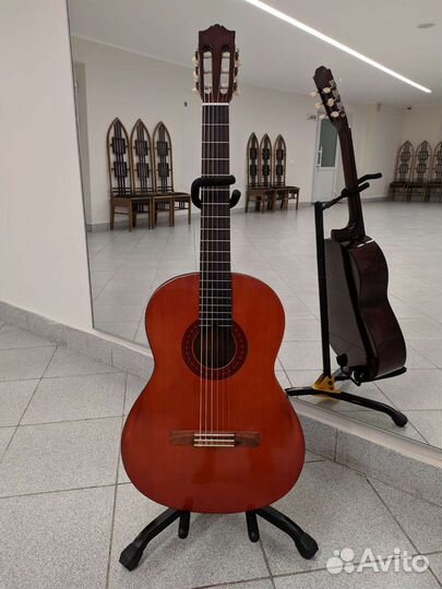 Гитара yamaha c60