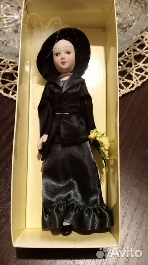 Куколка + нецке в подарок