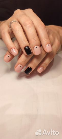 Маникюр и педикюр