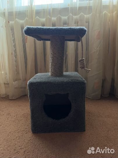 Домик для кошки с когтеточкой новый