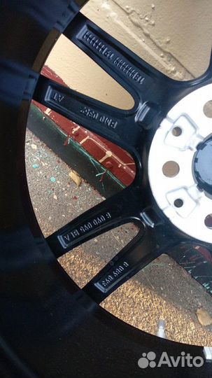 Комплект колес R19 791М стиль G20 G21 BMW