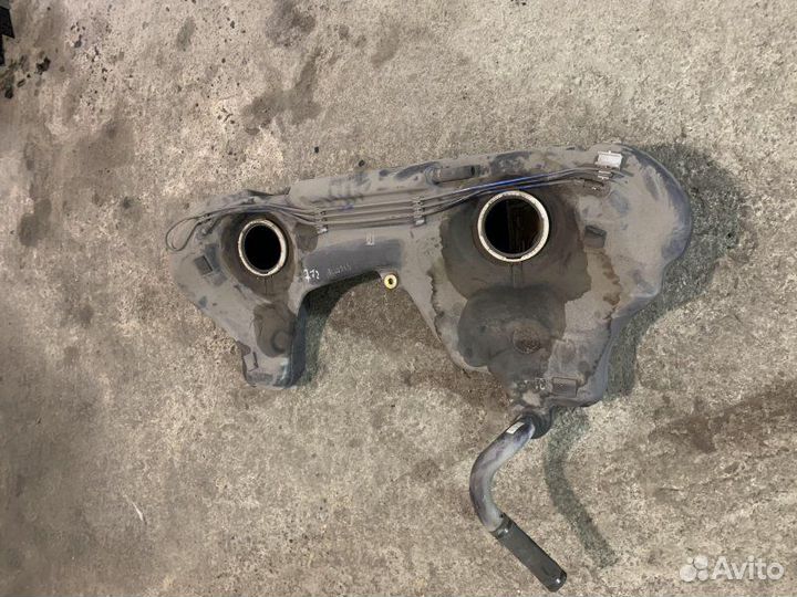 Бак топливный Bmw 3 E46 N42B20 2003