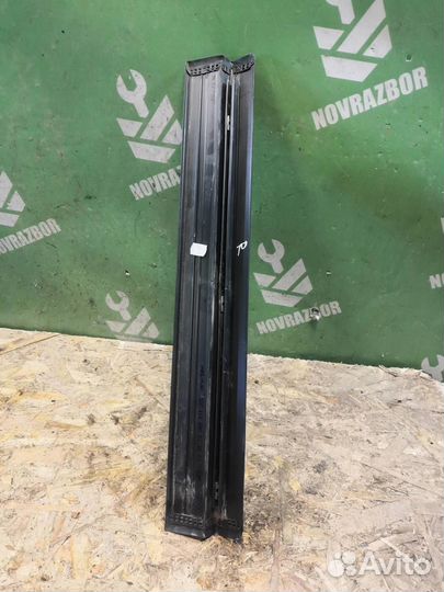 Накладка порога (внутренняя) Мерседес Бенз 210 Е