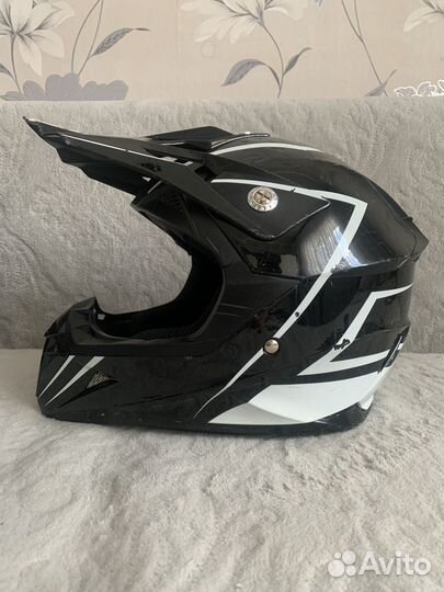 Кроссовый шлем