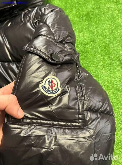 Пуховик Moncler