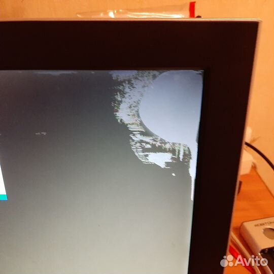 Монитор LG flatron L1720B