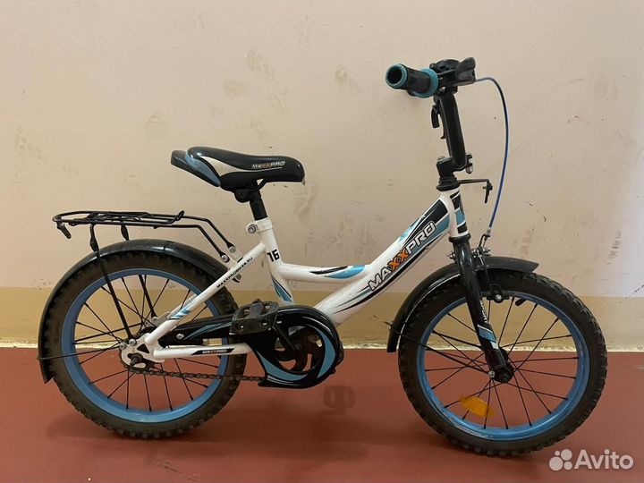 Детский велосипед 16