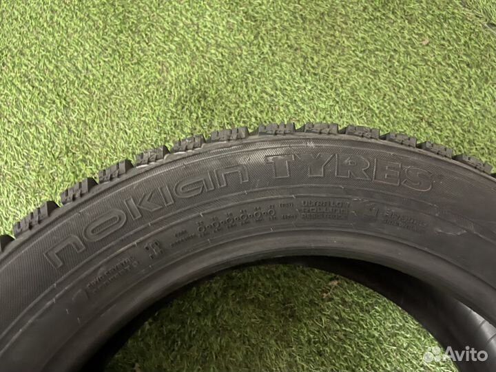 Nokian Tyres Hakkapeliitta R3 SUV 215/65 R16 102R
