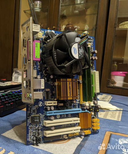 Материнская платас процессором