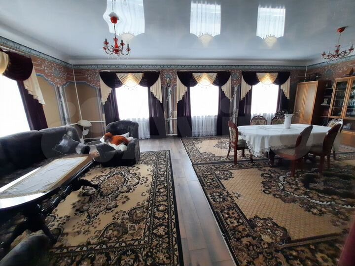 Дом 240 м² на участке 12 сот.