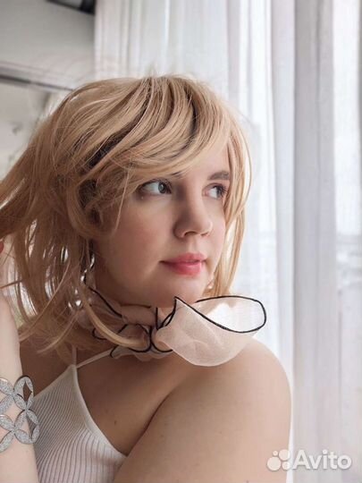 Парик блонд с челкой 35см #9