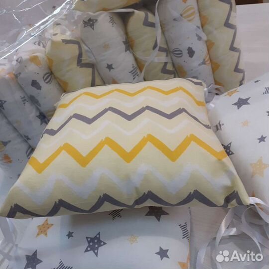 Бортики в детскую кроватку новые