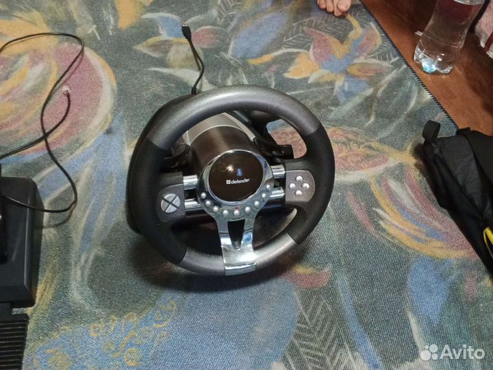Игровой руль defender forsage gtr