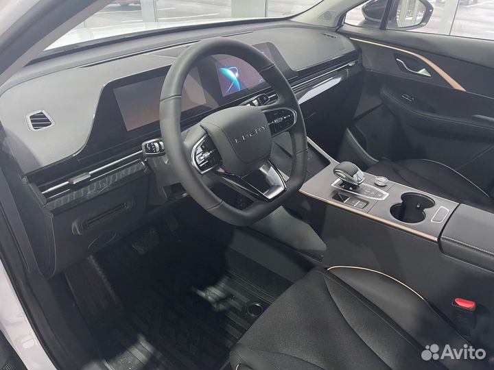 OMODA C5 1.5 CVT, 2023