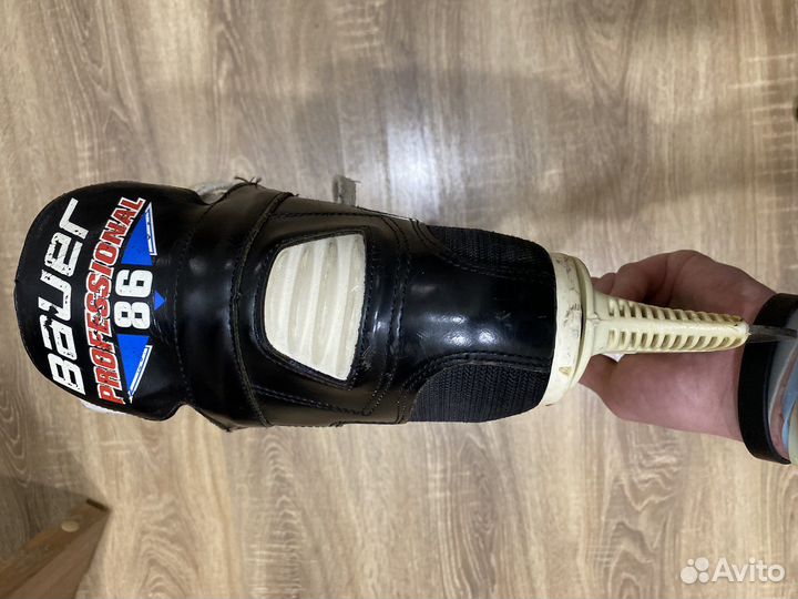 Хоккейные коньки bauer 42,5 размер