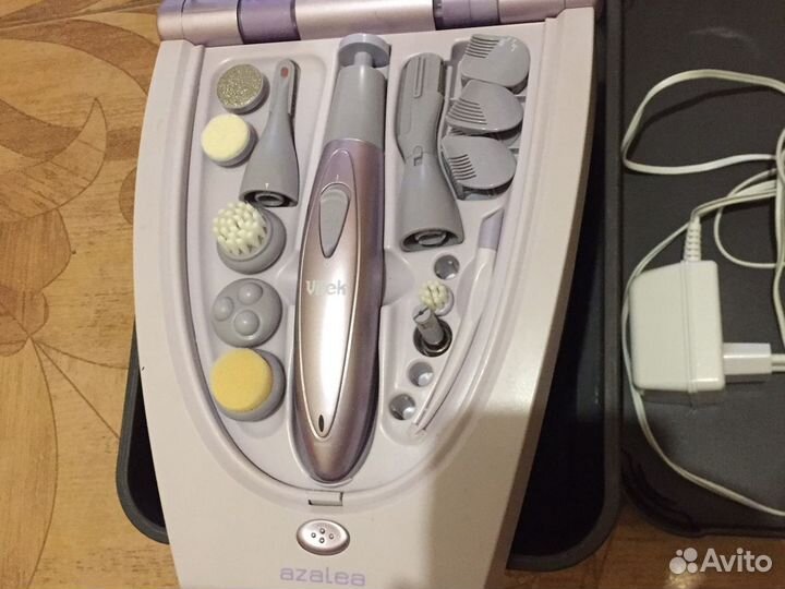 Маникюрный набор. Аппарат для сушки