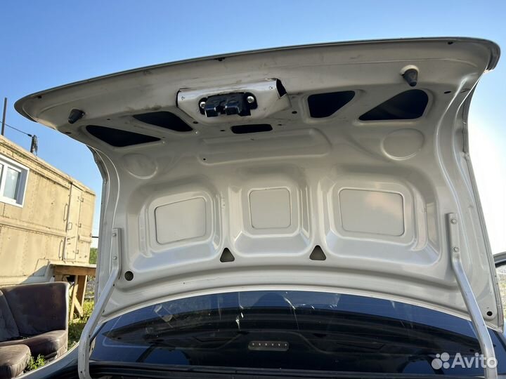 Крышка багажника LADA granta 1