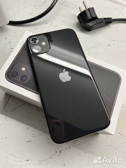 iPhone 11, 64 ГБ