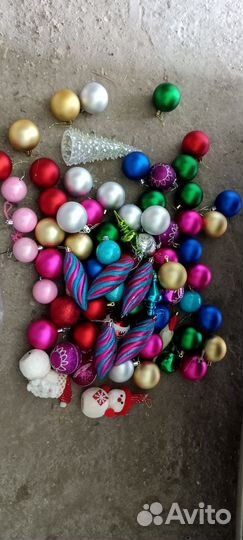 Новогодние игрушки