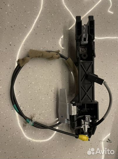 Ручка двери задняя левая/правая Nissan Serena C27