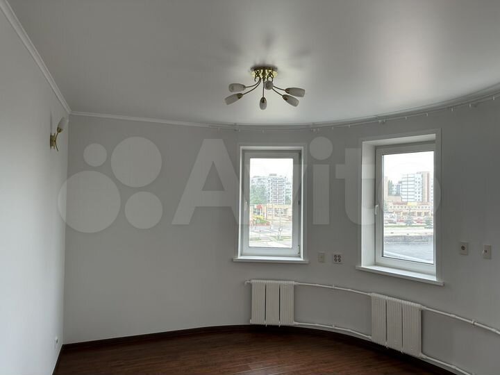 3-к. квартира, 107,5 м², 4/12 эт.