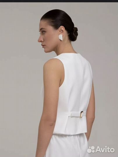 Жилетка женская (вначале любовь)