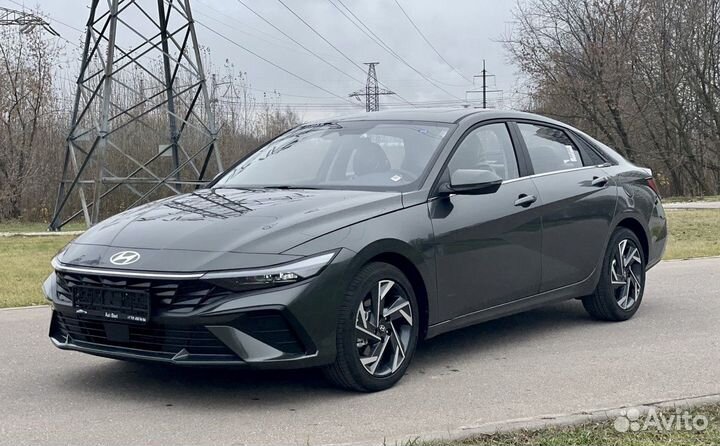 Hyundai Elantra 1.5 CVT, 2023, 154 км