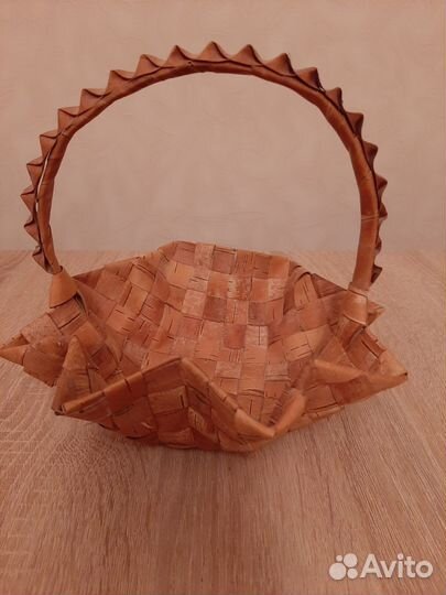 Конфетница, сухарница из бересты