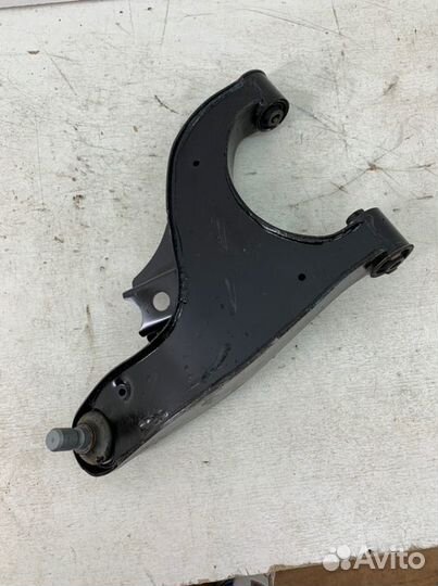 Рычаг задний правый Nissan Pathfinder R51