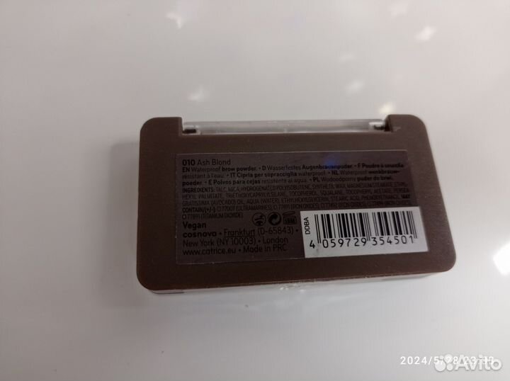 Водостойкая пудра для бровей Catrice, тон 010