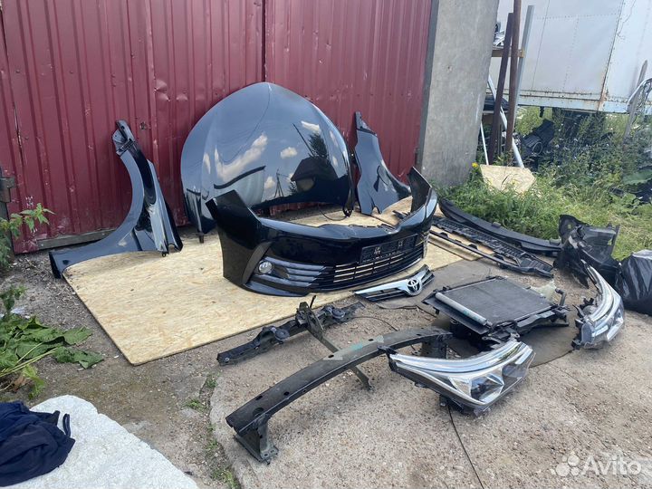 Капот бампер фара toyota corolla E180