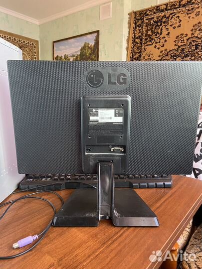 Монитор для компьютера LG