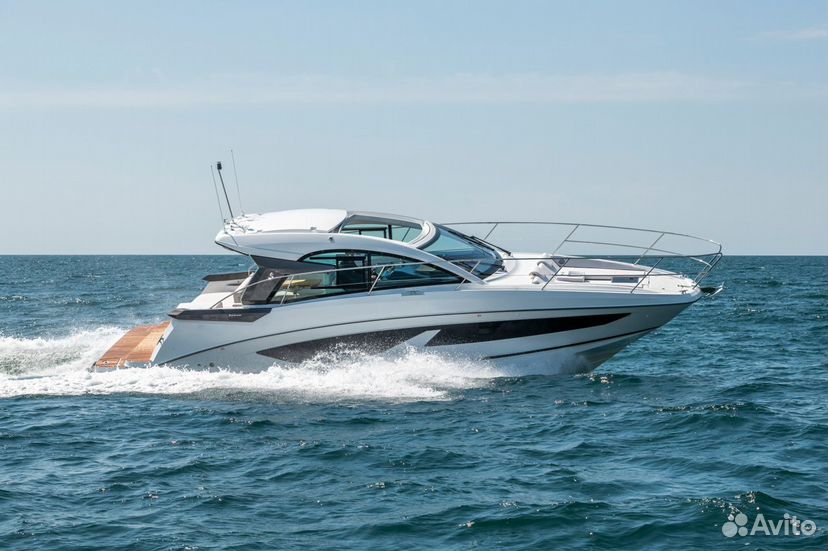 Яхта Beneteau Gran Turismo 36