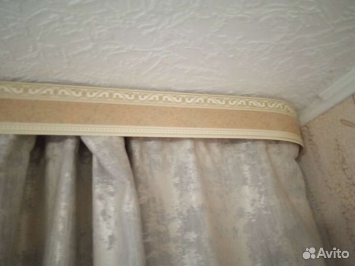 Карниз трехрядный потолочный