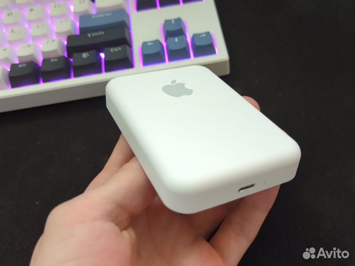 Magsafe battery pack