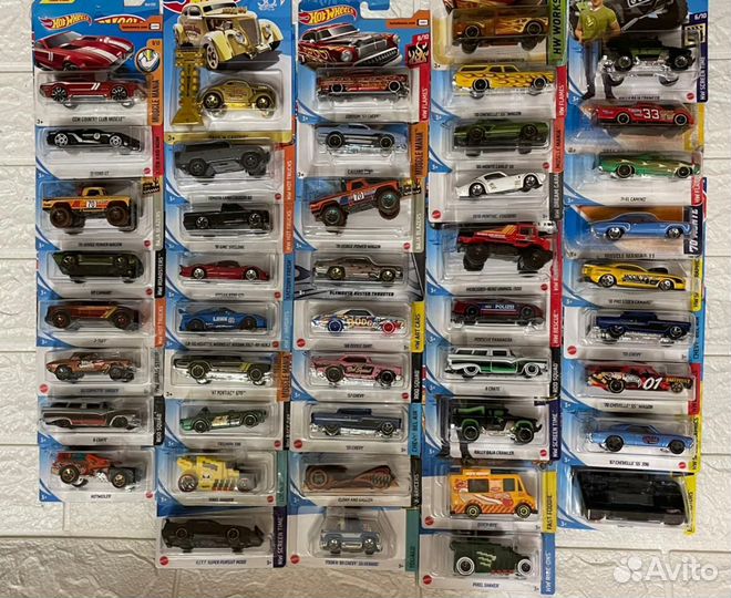 Hot wheels машинки разных лет