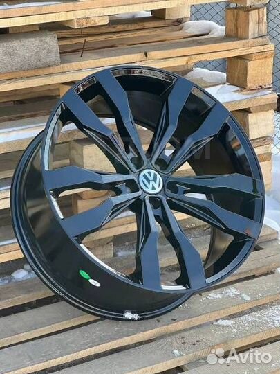 Диск литой Replica VolksWagen 5x112